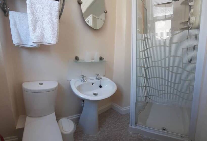 The Beaches Family B&b