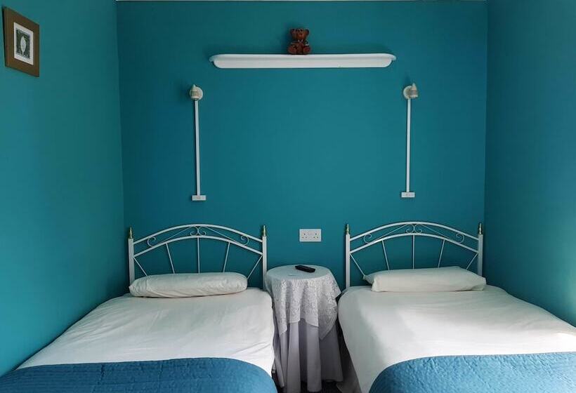 The Beaches Family B&b