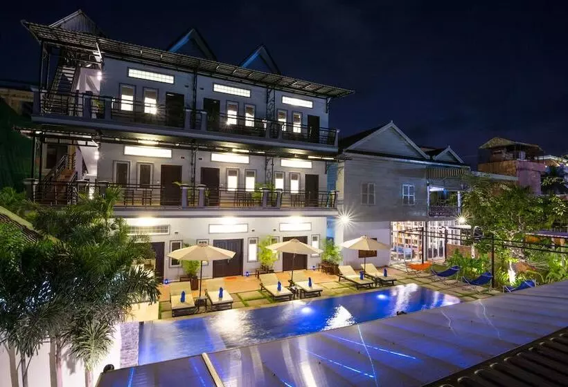 ユースホステル The Local Time Village