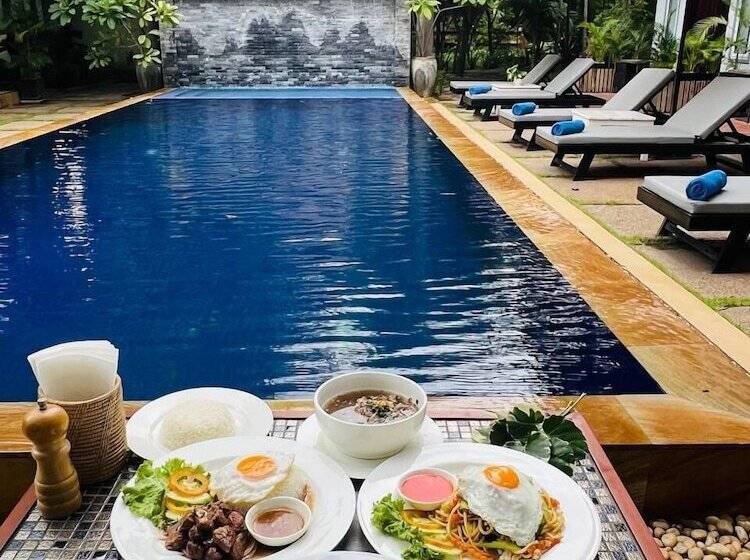 هاستل The Local Time Village