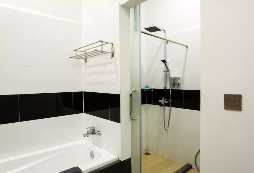 ユースホステル The Local Time Village