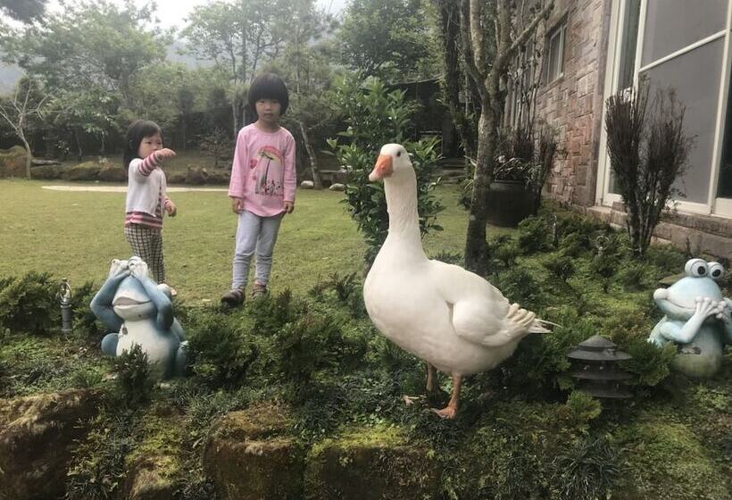 تختخواب و صبحانه Ji Ye Leisure Land