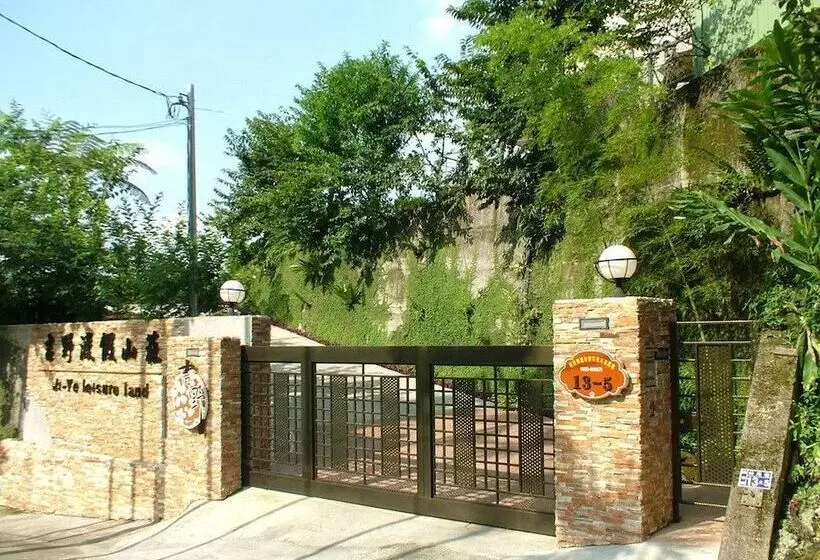 تختخواب و صبحانه Ji Ye Leisure Land