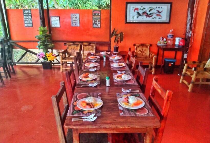 El Nido Corner Pension And Restaurant