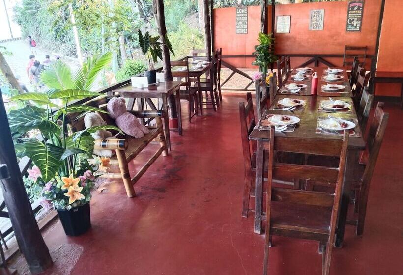 El Nido Corner Pension And Restaurant