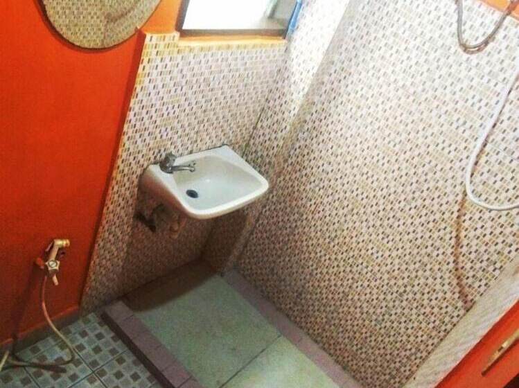 El Nido Corner Pension And Restaurant