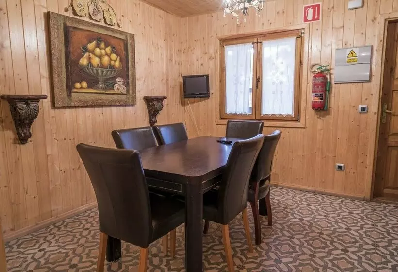 Hotelli Duratón Camping