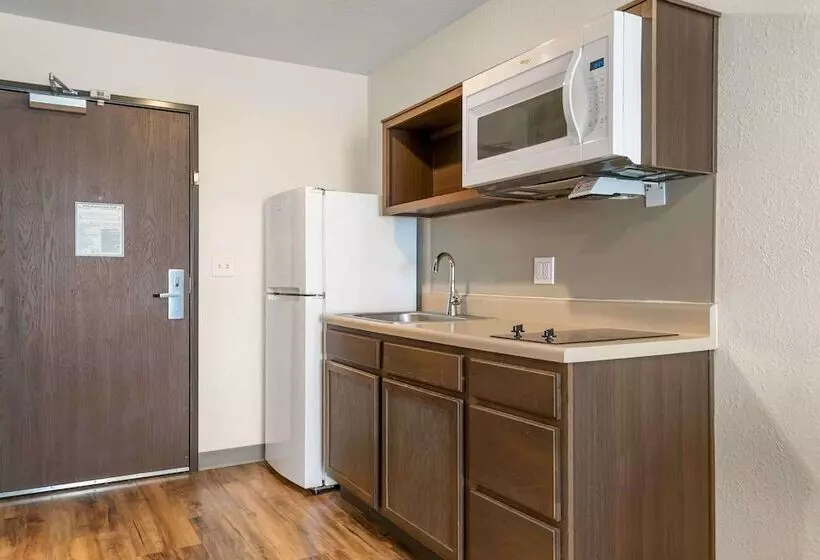 Hotelli Extended Stay America Suites  Detroit  Rochester Hills