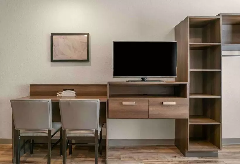 Hotelli Extended Stay America Suites  Detroit  Rochester Hills