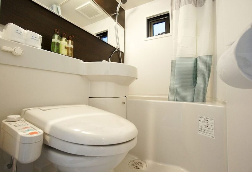 호텔 Livemax Osaka Umeda Nakatsu