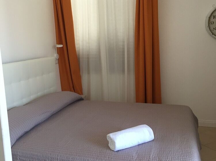 پانسیون Il Monacone