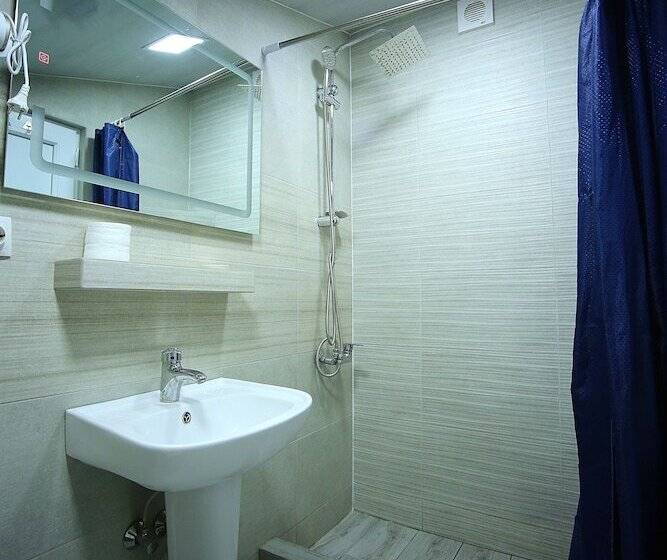 پانسیون Meridian