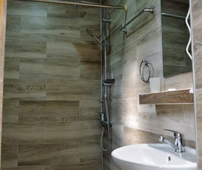 پانسیون Meridian