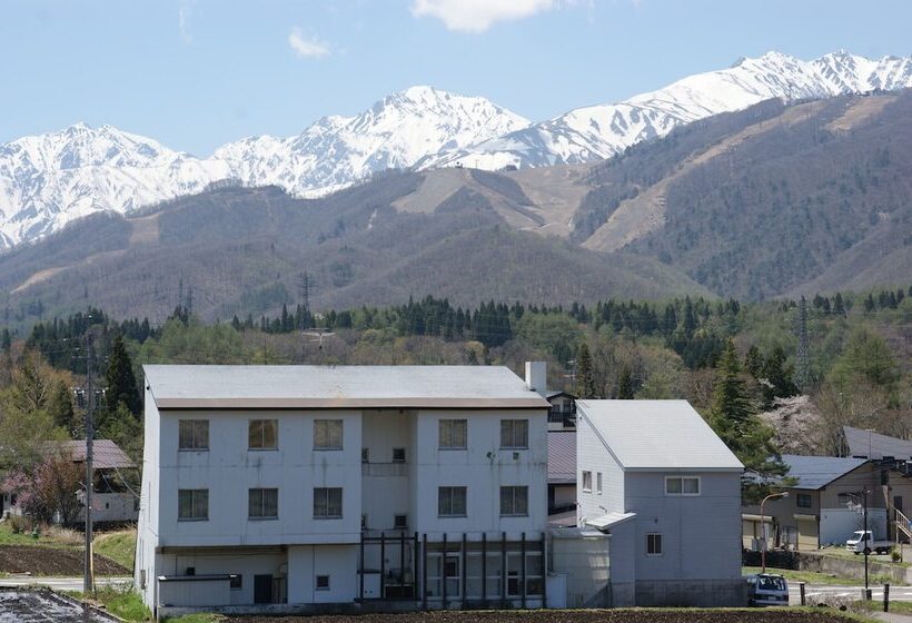 פנסיון Petit Hotel Shanze