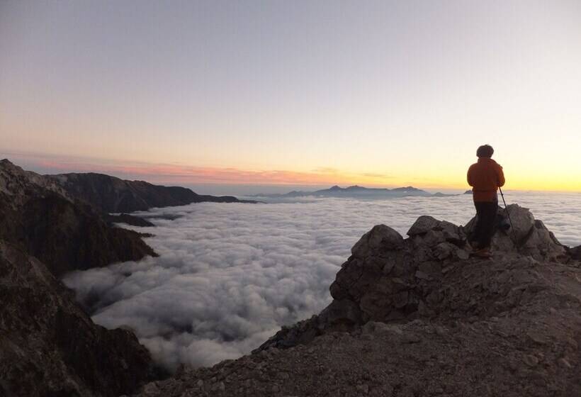 פנסיון Petit Hotel Shanze