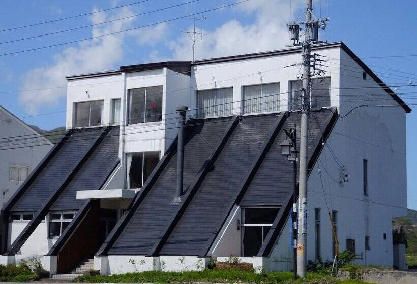 פנסיון Petit Hotel Shanze