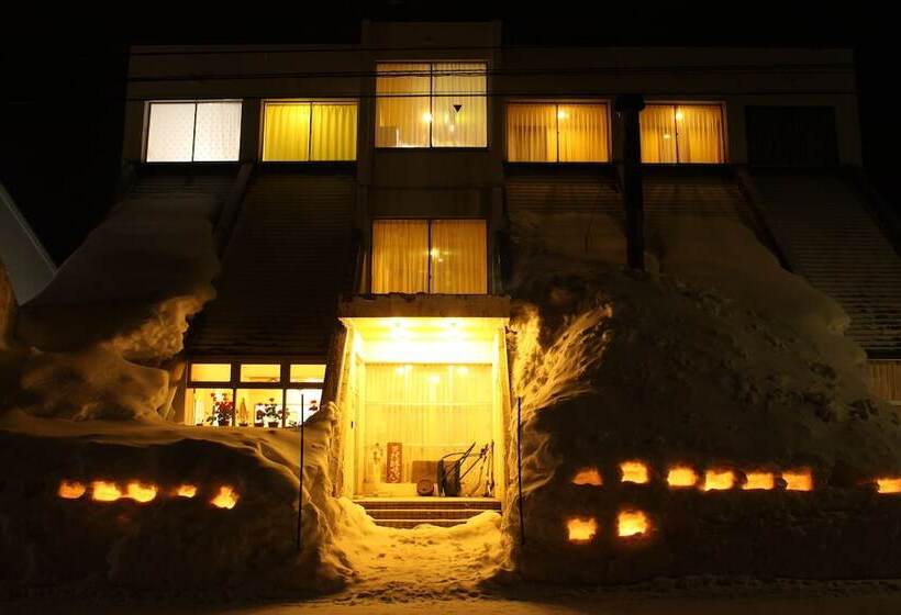 פנסיון Petit Hotel Shanze