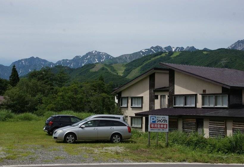 פנסיון Petit Hotel Shanze