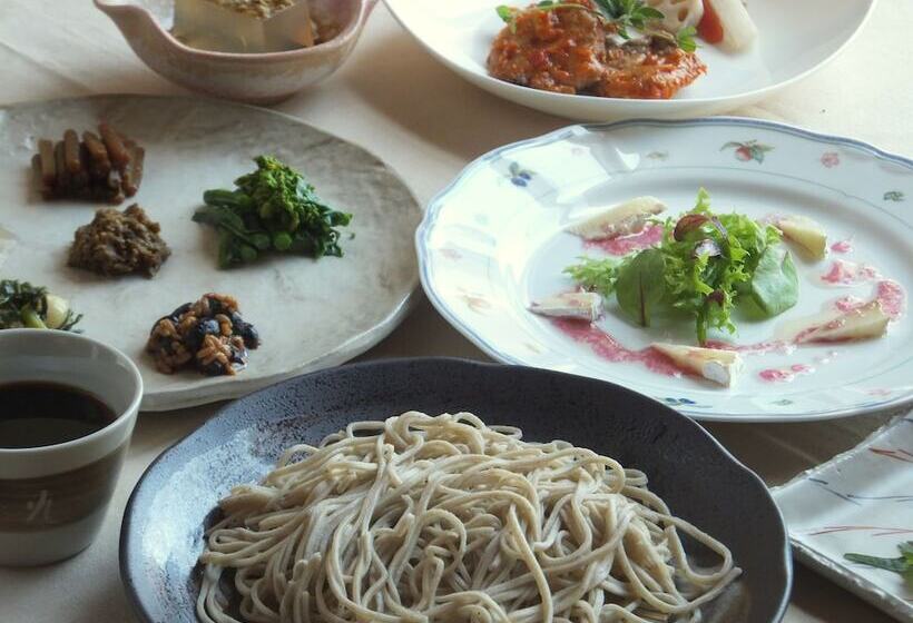 פנסיון Petit Hotel Shanze