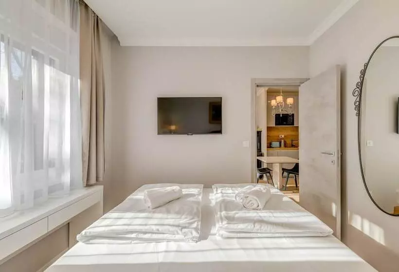 Majatalo Piano Suites