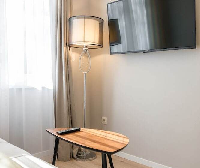 Pensão Piano Suites