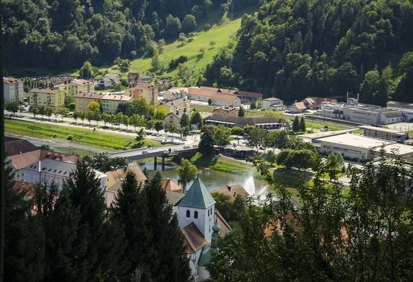 پانسیون Villa Home & Garden Lasko