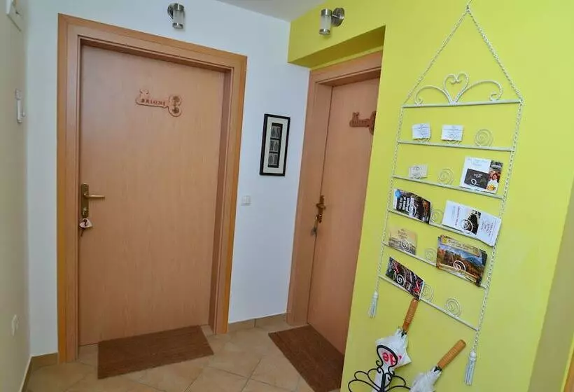 پانسیون Villa Home & Garden Lasko