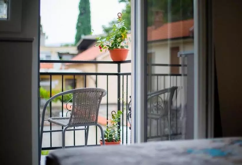 پانسیون Villa Odobasic Rooms