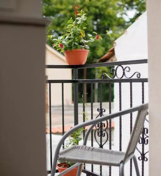 پانسیون Villa Odobasic Rooms