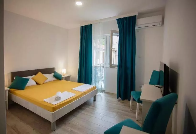 پانسیون Villa Odobasic Rooms