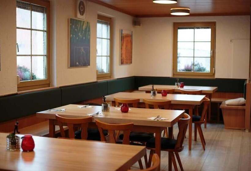 פנסיון Brauerei Gasthaus Deutscher Kaiser