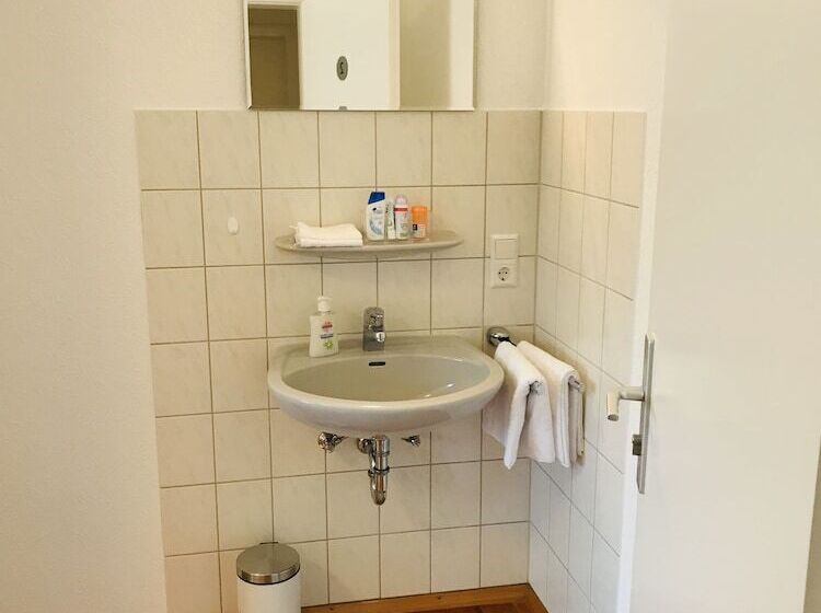 פנסיון Brauerei Gasthaus Deutscher Kaiser