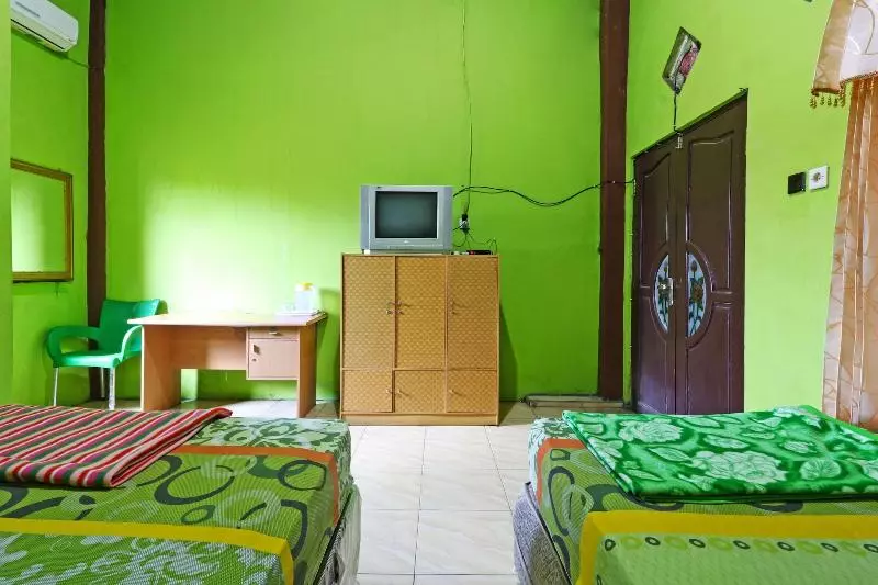 ペンション Penginapan Qarina Syariah Banjarbaru