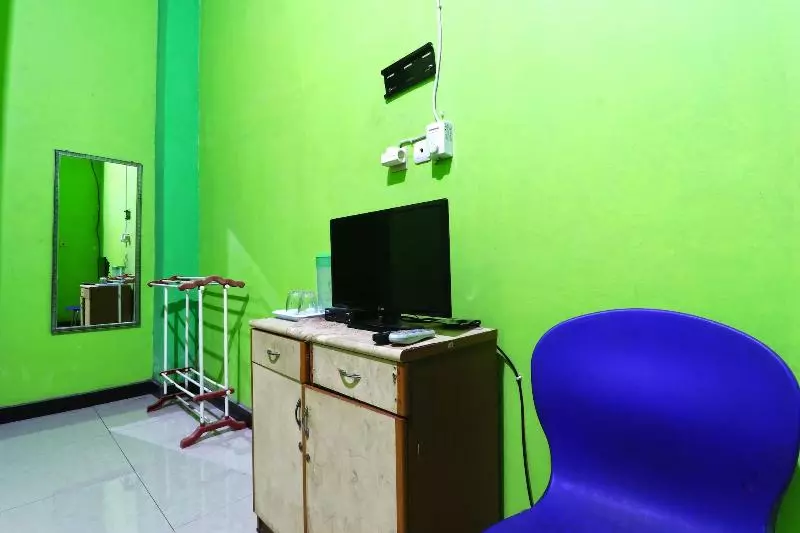 ペンション Penginapan Qarina Syariah Banjarbaru