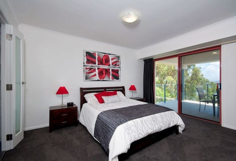 Le Vogue, Unit 11, 16 Magnus Street