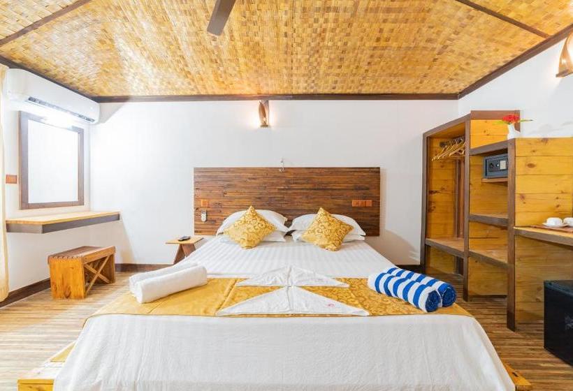 هتل Casa Paguro Bodufolhudhoo