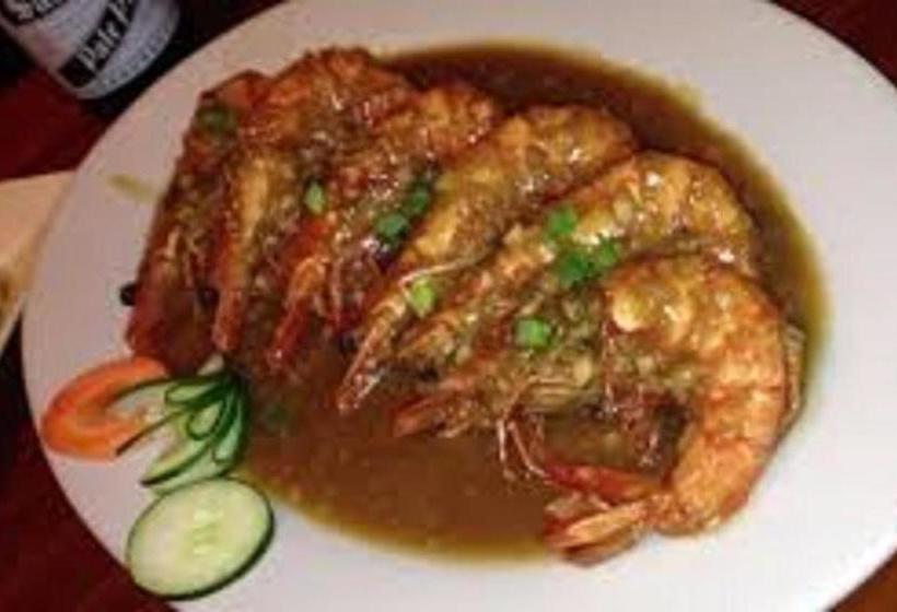 Hotel Mactan Island Condo La Mirada Residence , Beach Resort , Large 1 Bedroom , Pools , Ocean Views, Fast