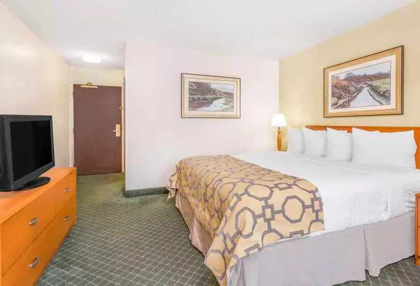 בית מלון כפרי Baymont By Wyndham Lithia Springs Atlanta