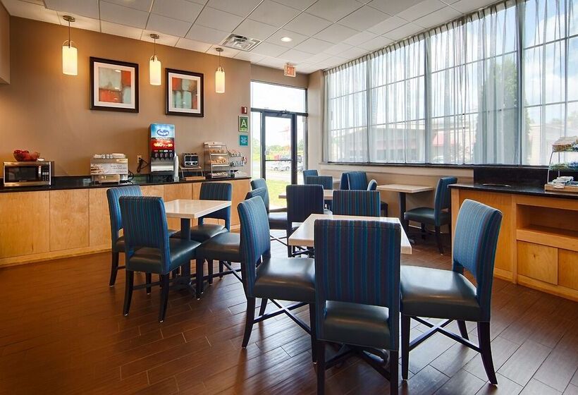 Best Western Hartford Hotel And Suites