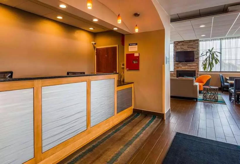 Best Western Hartford Hotel And Suites