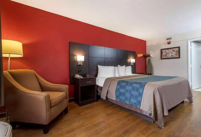 ホテル Econo Lodge North
