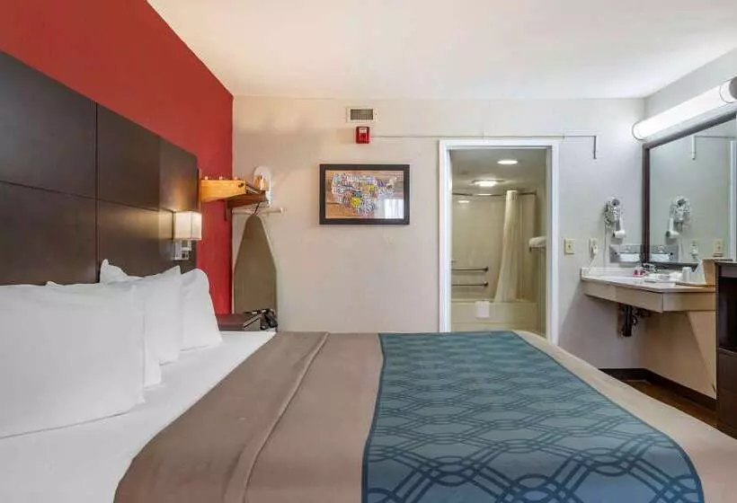 ホテル Econo Lodge North