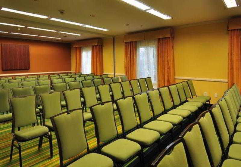 هتل Fairfield Inn By Marriott Loveland Fort Collins