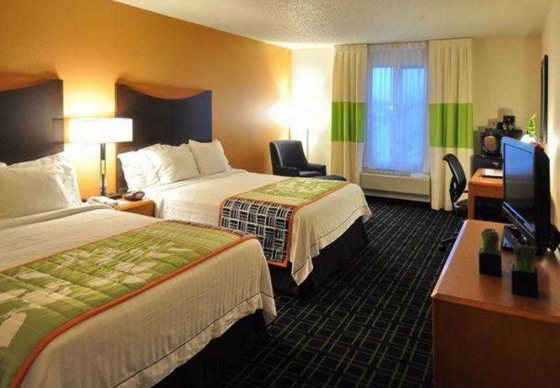 هتل Fairfield Inn By Marriott Loveland Fort Collins