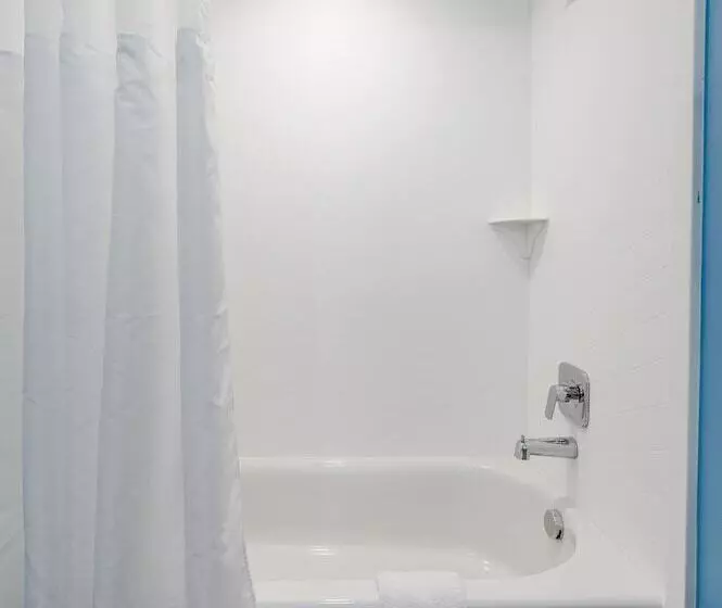 ホテル Fenwick Inn