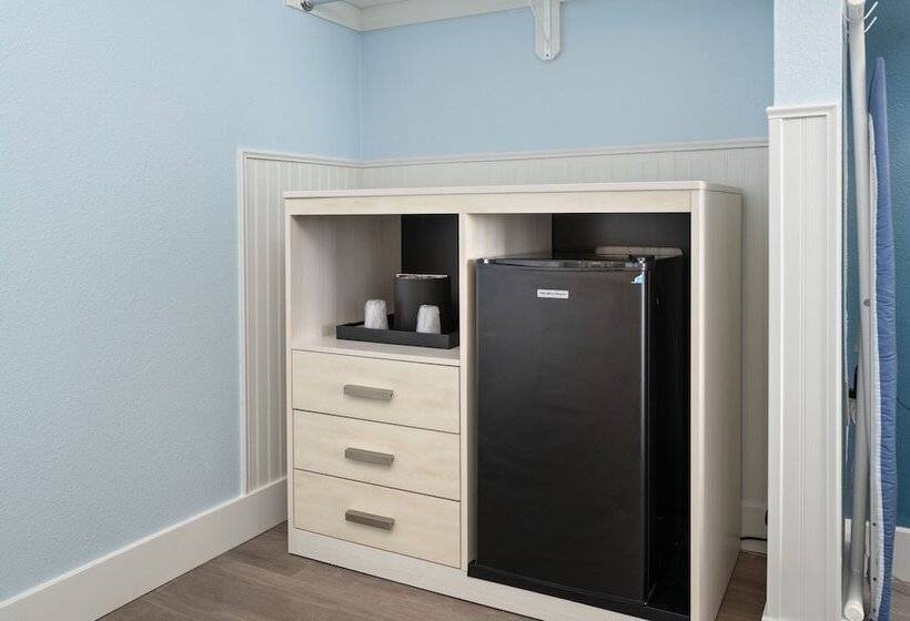 فندق Fenwick Inn