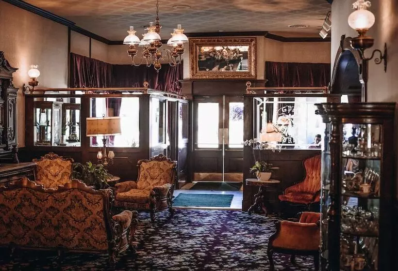 בית מלון כפרי General Palmer