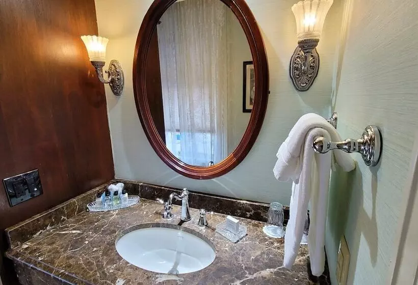 בית מלון כפרי General Palmer