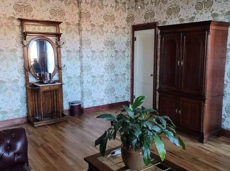 בית מלון כפרי General Palmer