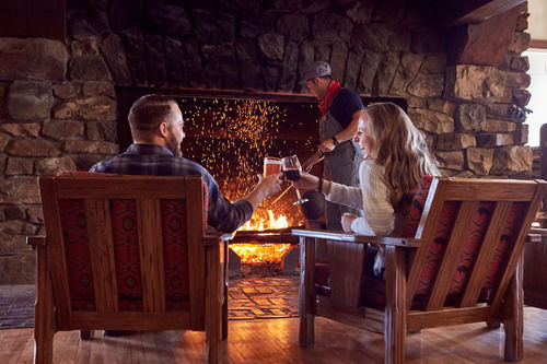 בית מלון כפרי Glacier Park Lodge